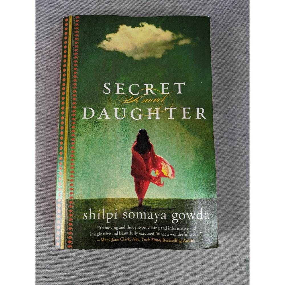 🇨🇦 Shilpi Somaya Gowda: Secret Daughter (Paperback)